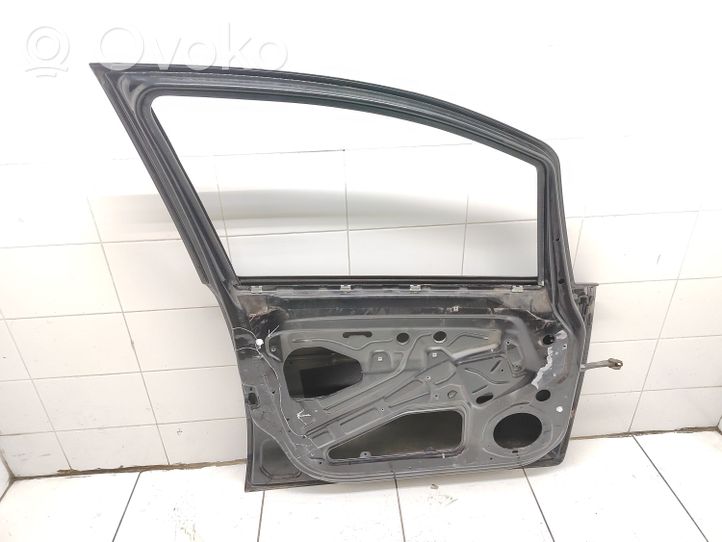 Opel Zafira B Front door 