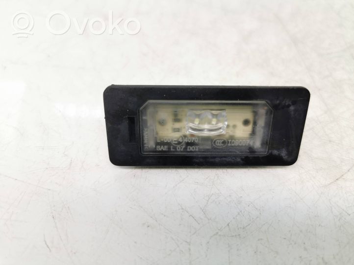 BMW X5 E70 Lampa oświetlenia tylnej tablicy rejestracyjnej 7193293