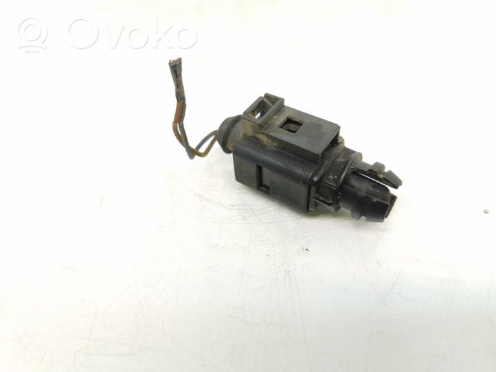 Volkswagen PASSAT B6 Sensor de temperatura interna/externa 8Z0820535