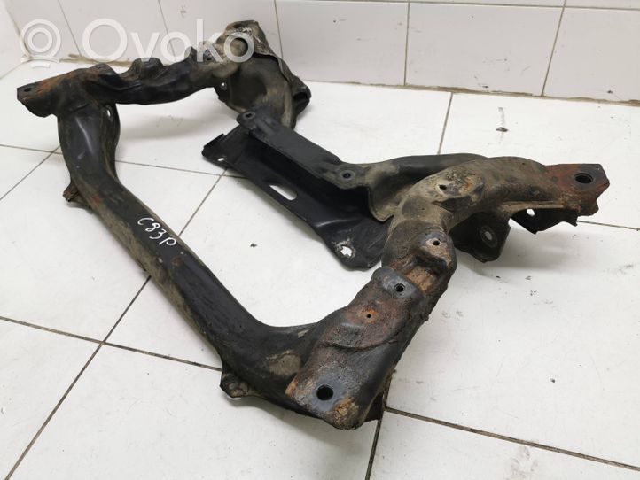 Mercedes-Benz E W211 Sottotelaio anteriore 0420565002