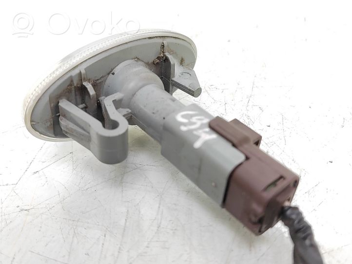 Toyota Aygo AB10 Indicatore di direzione del parafango anteriore 9680057480