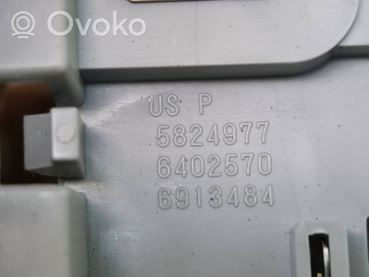 Honda CR-V Lampka podsufitki tylna 6913484