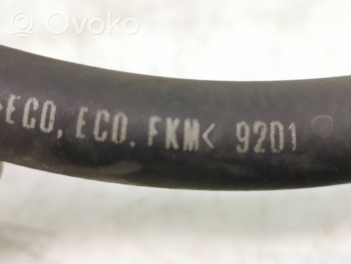 Honda CR-V Fuel line pipe 9201