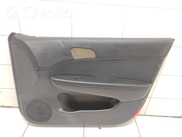 Hyundai i30 Apmušimas priekinių durų (obšifke) 823602L000