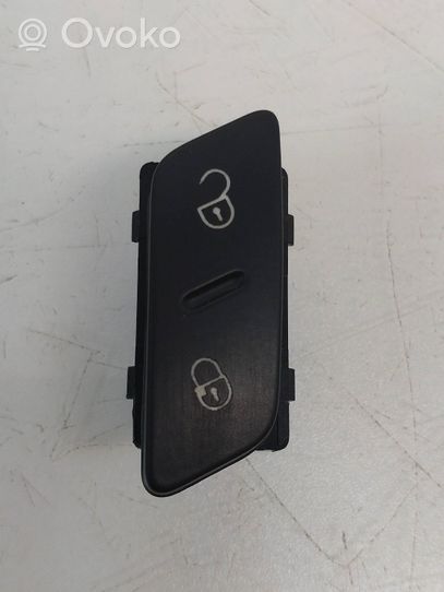 Volkswagen Golf V Central locking switch button 1K0962125B