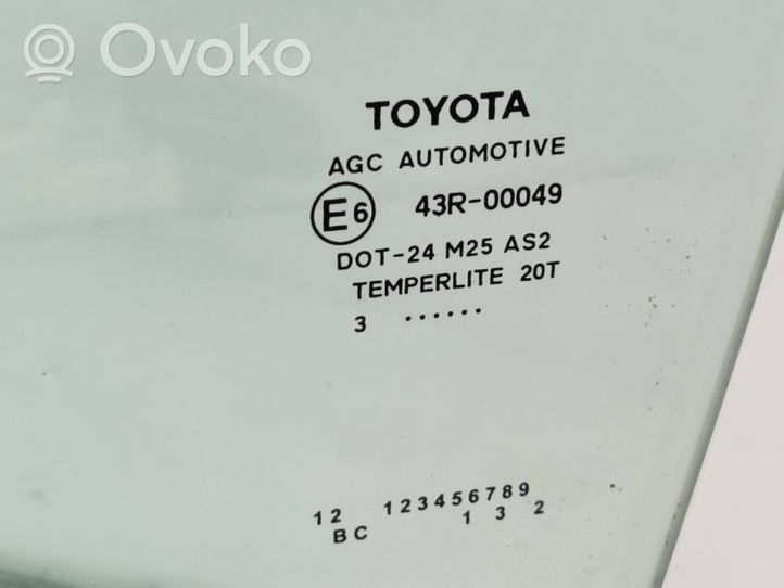 Toyota Auris E180 Vitre de fenêtre porte avant (4 portes) 43R00049