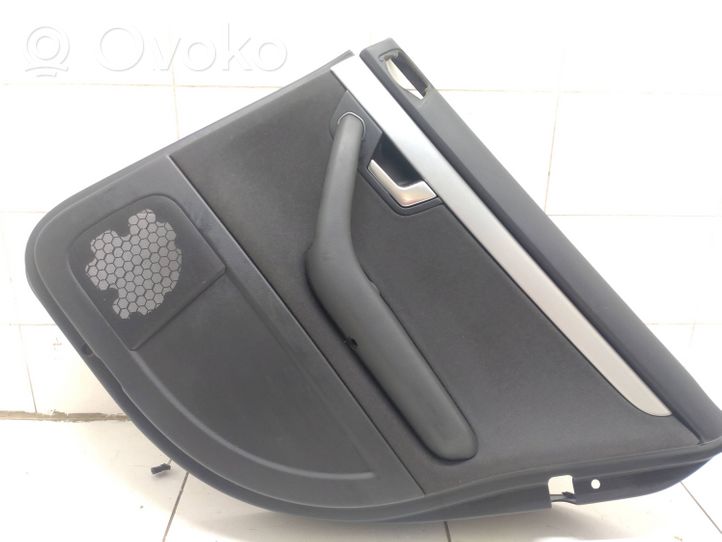 Audi A4 S4 B7 8E 8H Rivestimento del pannello della portiera posteriore 8E0867306