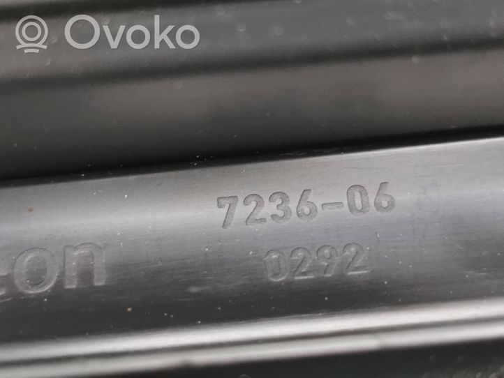 Citroen Berlingo Pokrywa schowka deski rozdzielczej 723606