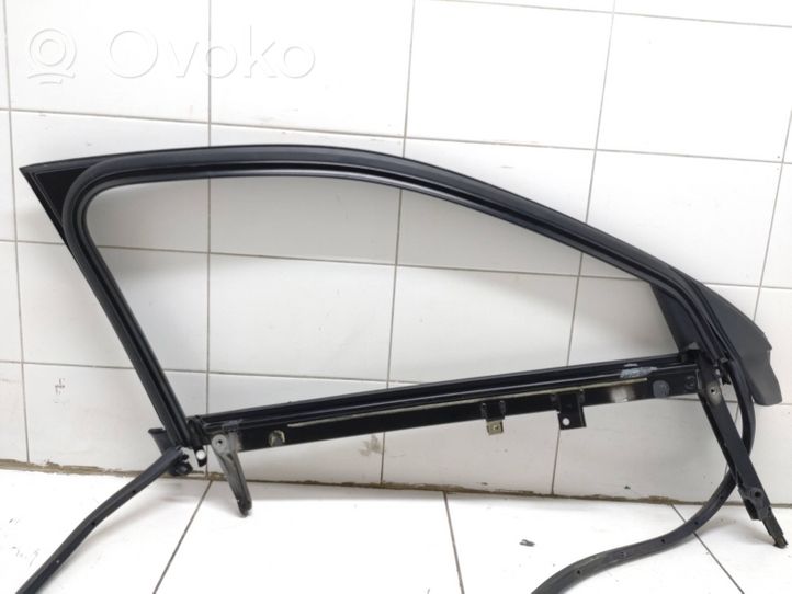 Audi A4 S4 B7 8E 8H Front door window/glass frame 8E0858705