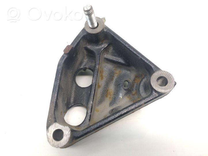 Toyota Auris E180 Support, suspension du moteur 37030