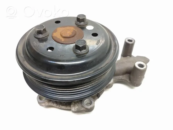 Ford Focus Water pump Cm5q8509bb