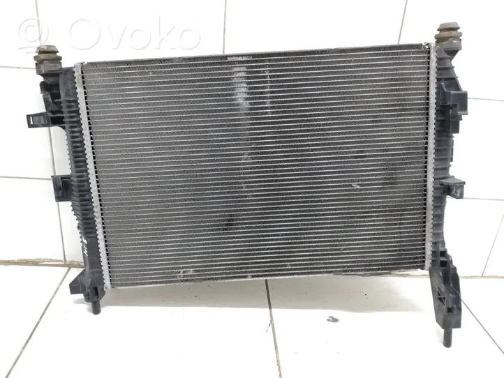 Ford Focus Radiateur de refroidissement CV618005VC