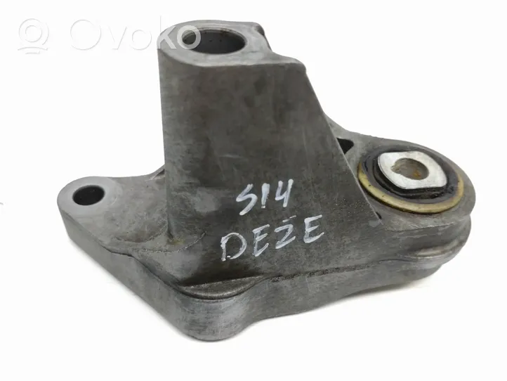 Ford Focus Supporto di montaggio scatola del cambio CV616P093YE