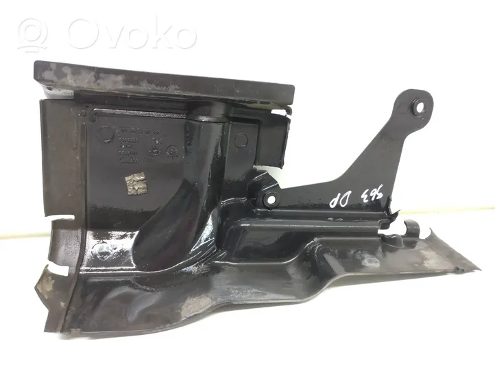 Volvo XC70 Intercooler air guide/duct channel 30763221