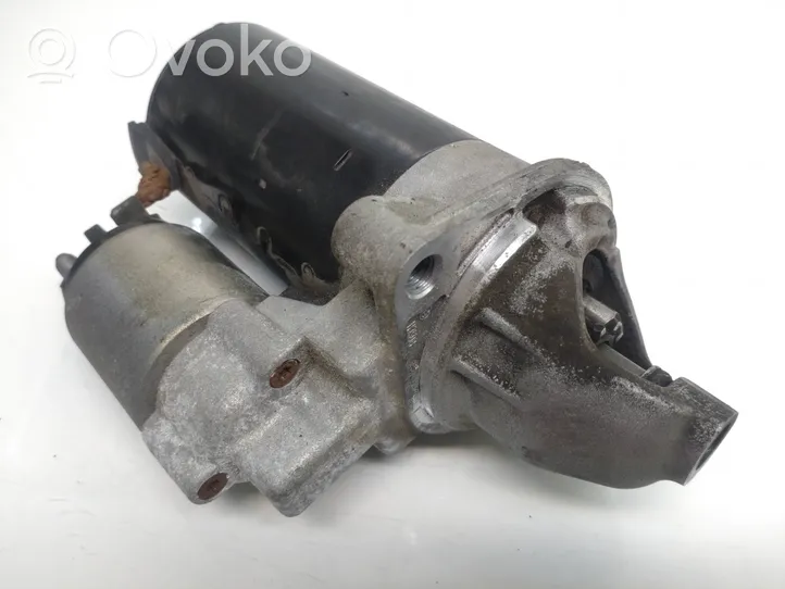 BMW 1 E81 E87 Starter motor 7589350