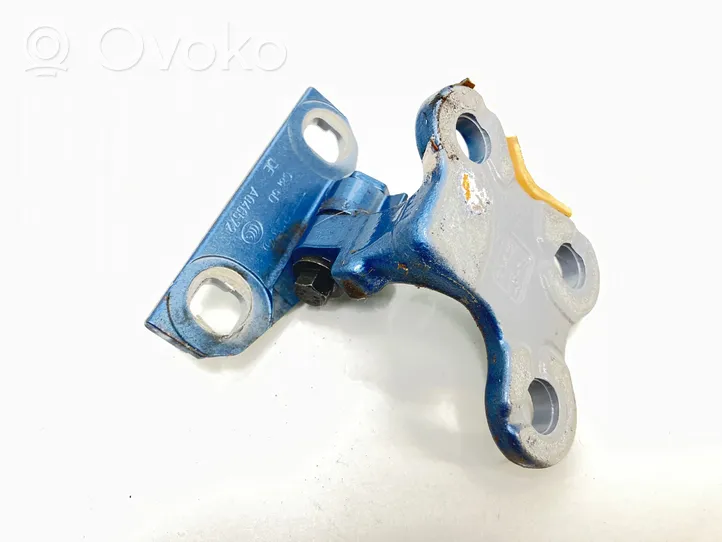 Volvo V60 Front door upper hinge A046572