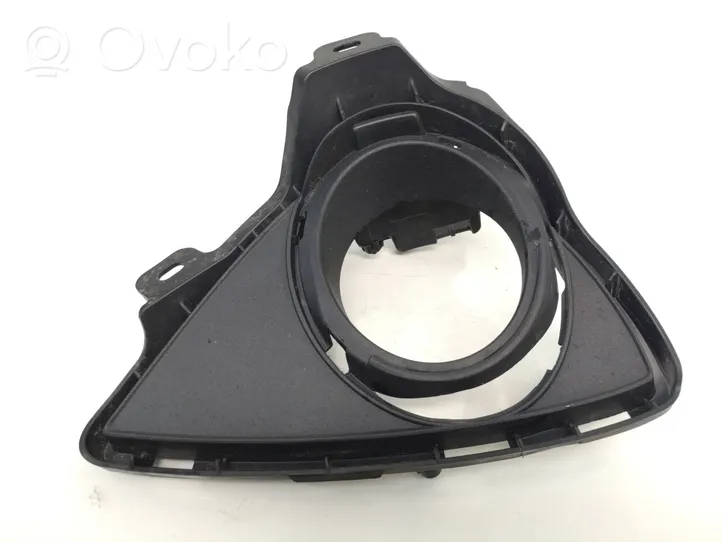 Toyota Auris E180 Support antibrouillard 8148102290