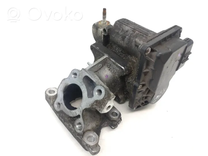 Toyota Auris E180 Clapet d'étranglement 261000N030