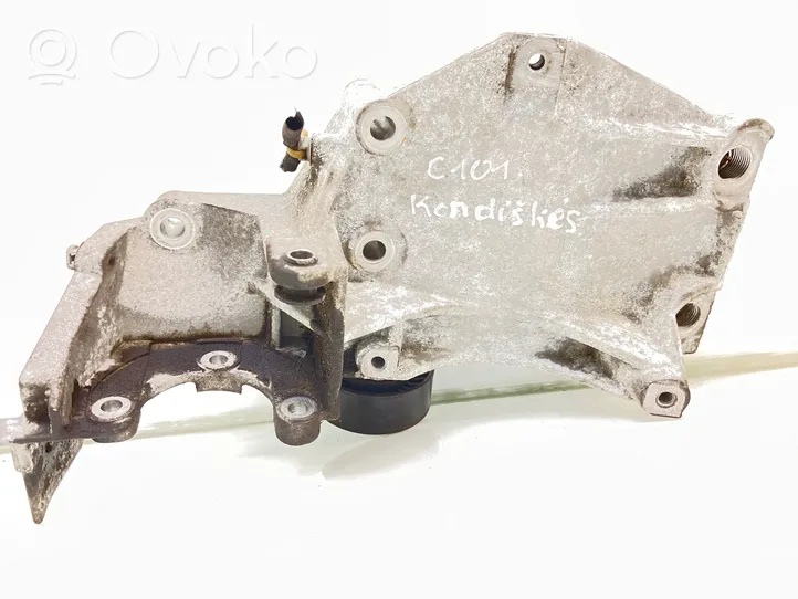 Alfa Romeo 159 Support de compresseur de clim 55197248