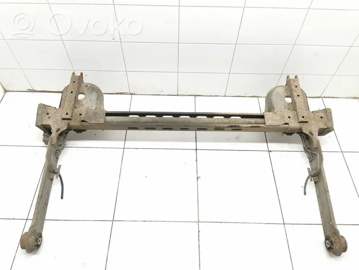 Opel Vivaro Rear axle beam 