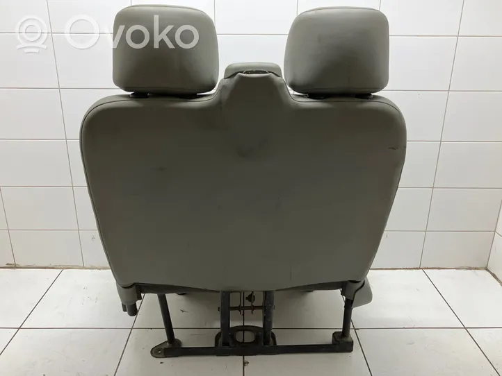 Opel Vivaro Front double seat 28763106