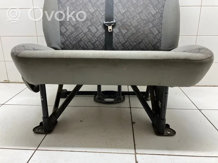 Opel Vivaro Fotel przedni podwójny / Kanapa 28763106