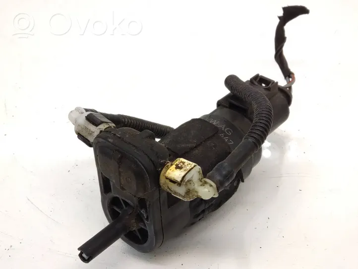 Audi A4 S4 B8 8K Pompe de lave-glace de pare-brise 8K9955647