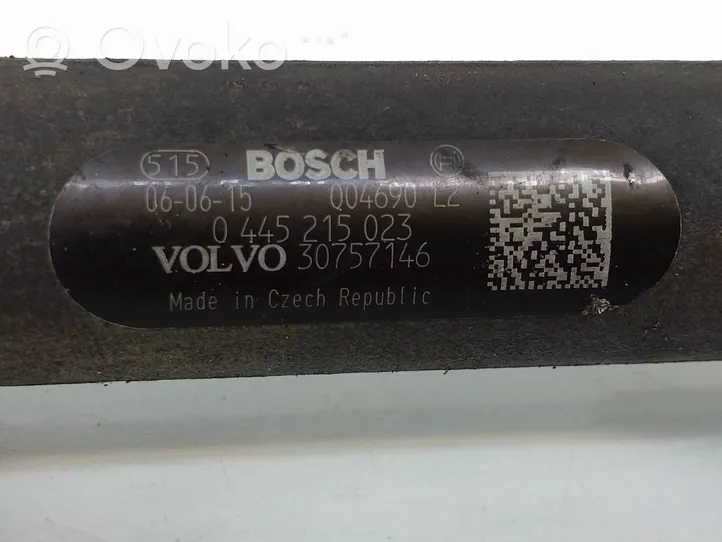 Volvo S60 Degvielas maģistrālā caurule 30757146