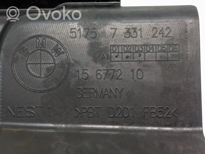 BMW 3 F30 F35 F31 Kita variklio skyriaus detalė 7331242