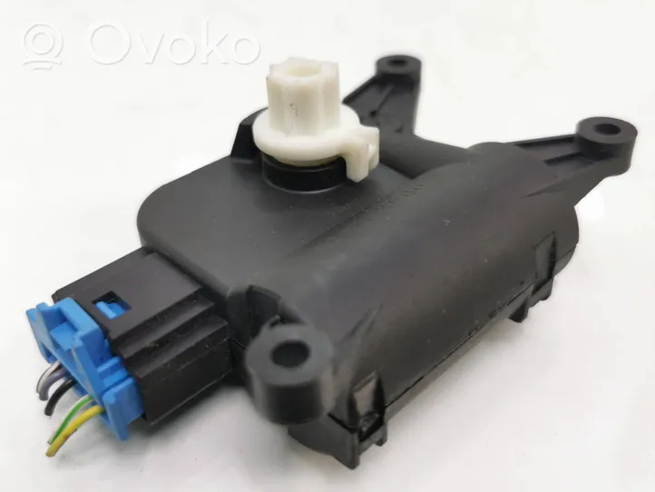 Audi A3 S3 A3 Sportback 8P Air flap motor/actuator 0132801345