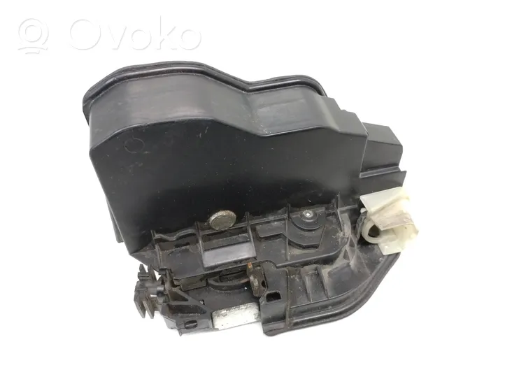 BMW 3 F30 F35 F31 Etuoven lukko 7202149