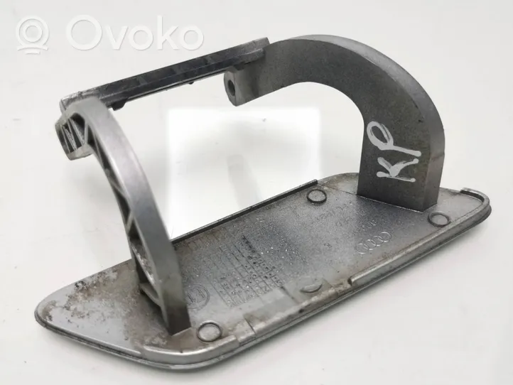 Audi A3 S3 A3 Sportback 8P Tappo/coperchio ugello a spruzzo lavafari 8P095525A