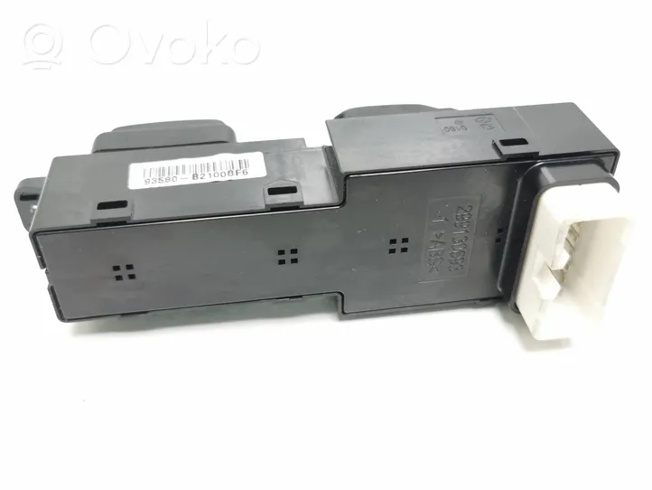 KIA Soul Electric window control switch 93580B2100