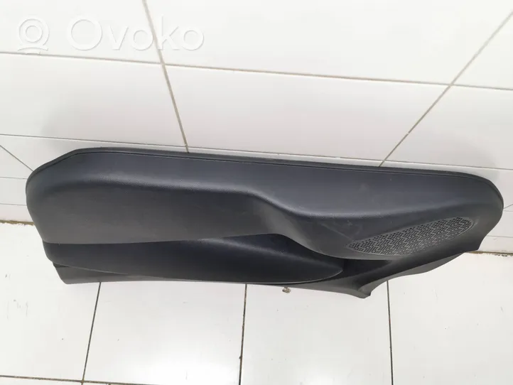 KIA Rio Rivestimento del pannello della portiera anteriore 823401W010