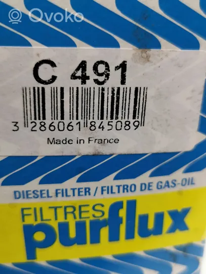 Opel Vivaro Filtro de combustible C491