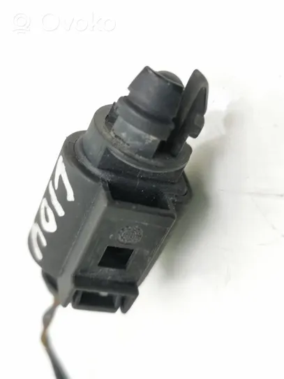 Volkswagen Golf V Sonde température extérieure 8Z0820535