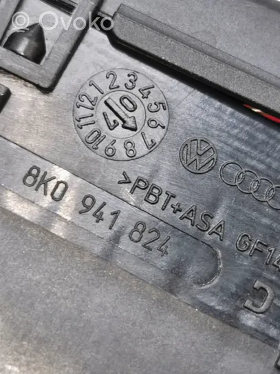 Audi A6 S6 C6 4F Ramka / Moduł bezpieczników 8K0941824