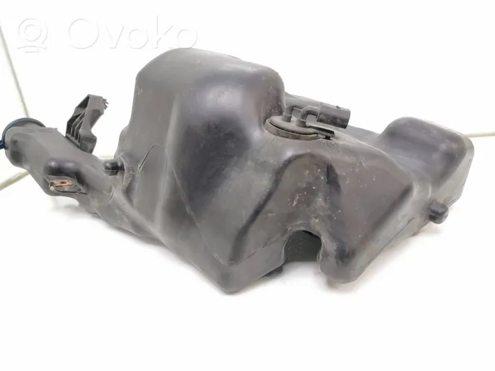 Mercedes-Benz E W212 Réservoir de liquide lave-glace A2048602060