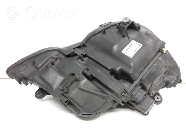 Mercedes-Benz E W212 Faro delantero/faro principal A2128208161