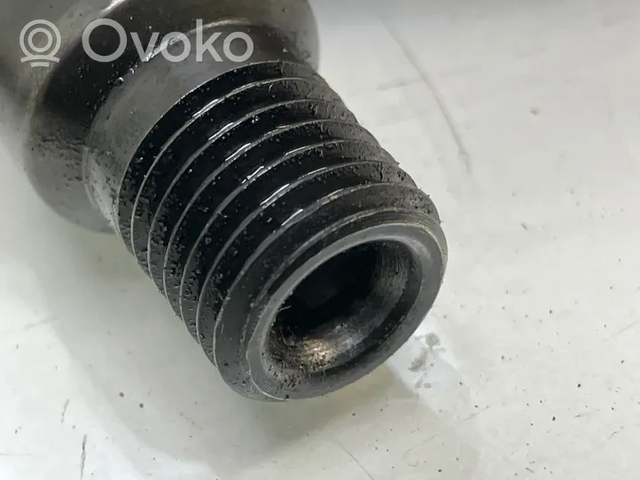 Toyota Avensis T250 Injecteur de carburant 236700G010