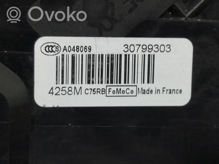 Volvo C30 Zamek drzwi przednich 30799303