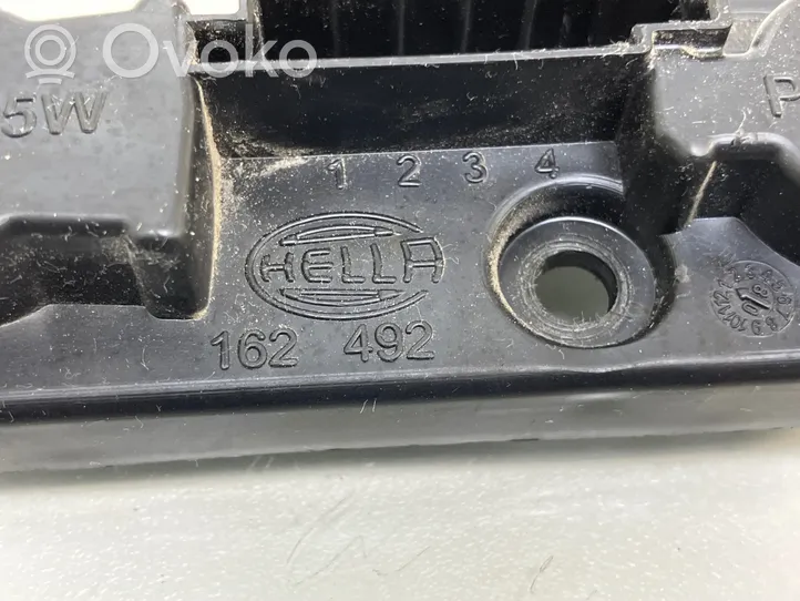 Ford S-MAX Takavalon polttimon suojan pidike 162492