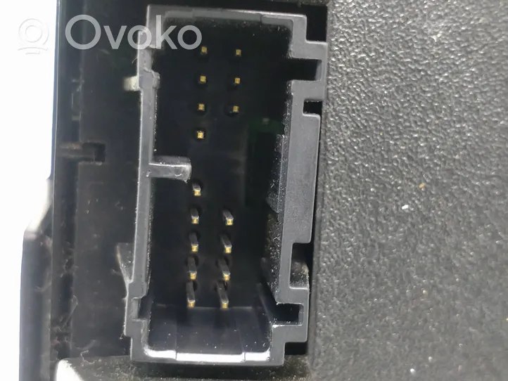 Volvo C30 Climate control unit 30672565