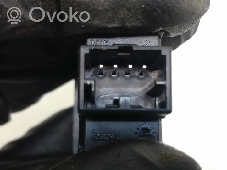 Volkswagen Cross Polo Connettore plug in AUX 5M0035724