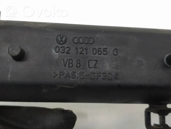 Volkswagen Cross Polo Moottorin vesijäähdytyksen putki/letku 032121065G