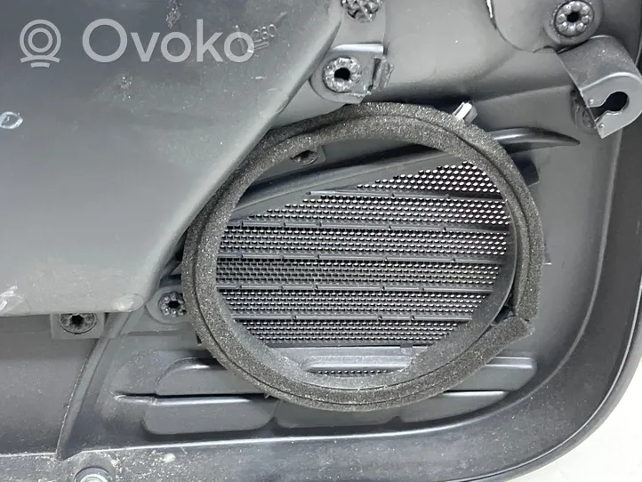 Volkswagen Cross Polo Takaoven verhoilu 6R6867212AD