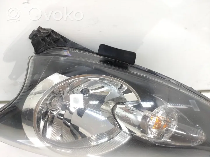 Toyota Aygo AB10 Phare frontale 811500H070