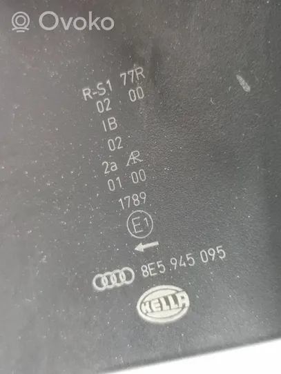 Audi A4 S4 B7 8E 8H Lampa tylna 8e5945095