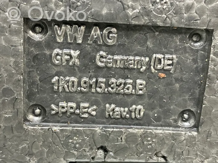 Volkswagen PASSAT B7 Bandeja para la caja de la batería 1K0915333