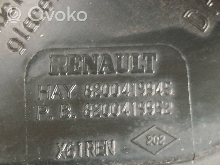 Renault Kangoo II Galinis žibintas kėbule 8200419945